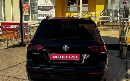 Volkswagen Tiguan II, 2019 год, 2 650 000 рублей, 2 фотография