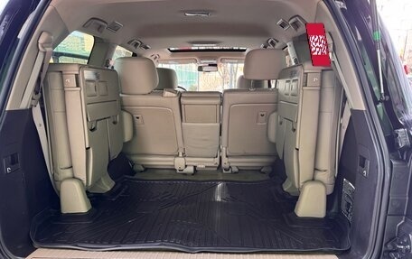 Toyota Land Cruiser 200, 2011 год, 3 000 000 рублей, 12 фотография