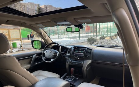 Toyota Land Cruiser 200, 2011 год, 3 000 000 рублей, 18 фотография