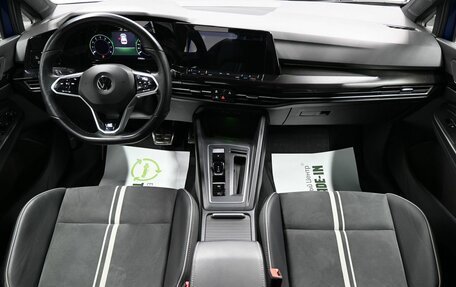 Volkswagen Golf VIII, 2021 год, 2 595 000 рублей, 11 фотография