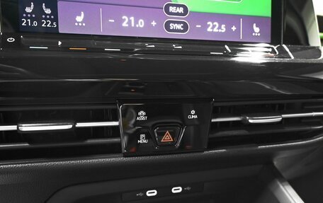 Volkswagen Golf VIII, 2021 год, 2 595 000 рублей, 22 фотография