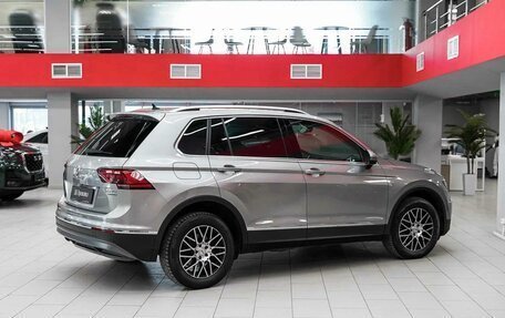 Volkswagen Tiguan II, 2017 год, 2 300 000 рублей, 5 фотография