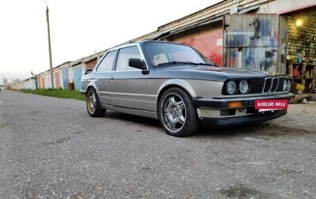 BMW 3 серия, 1985 год, 650 000 рублей, 4 фотография