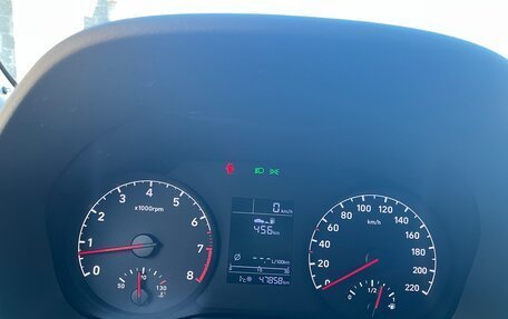 Hyundai Solaris II рестайлинг, 2017 год, 1 249 000 рублей, 6 фотография