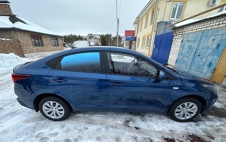 Hyundai Solaris II рестайлинг, 2022 год, 1 780 000 рублей, 4 фотография