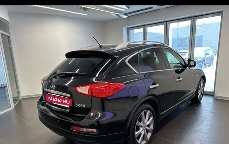 Infiniti QX50 I рестайлинг, 2013 год, 1 350 000 рублей, 3 фотография