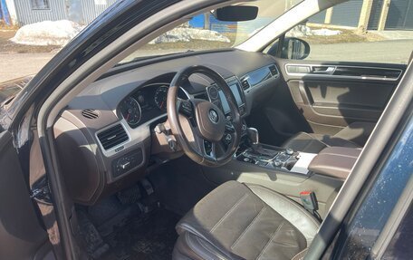 Volkswagen Touareg III, 2017 год, 3 250 000 рублей, 7 фотография