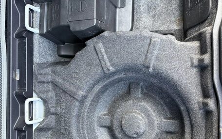 Toyota Noah III, 2016 год, 2 250 000 рублей, 21 фотография