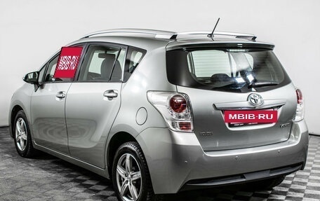 Toyota Verso I, 2013 год, 1 370 000 рублей, 4 фотография