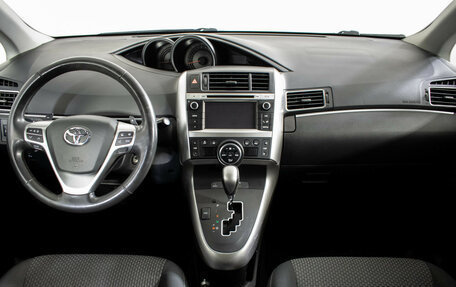 Toyota Verso I, 2013 год, 1 370 000 рублей, 9 фотография