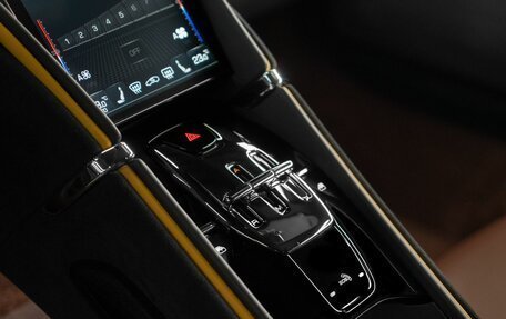 Ferrari Roma, 2021 год, 21 000 000 рублей, 29 фотография