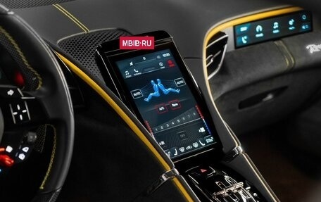 Ferrari Roma, 2021 год, 21 000 000 рублей, 28 фотография