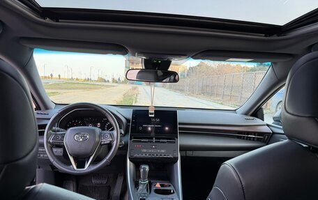 Toyota Avalon, 2022 год, 4 200 000 рублей, 9 фотография