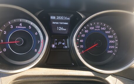 Hyundai Elantra V, 2012 год, 850 000 рублей, 5 фотография