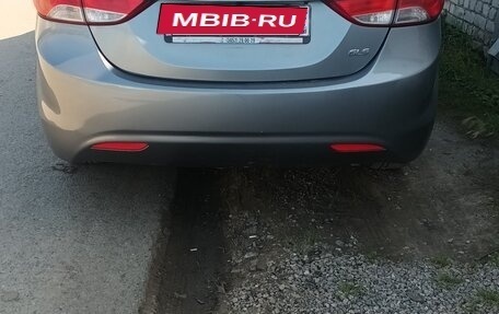 Hyundai Elantra V, 2012 год, 850 000 рублей, 2 фотография