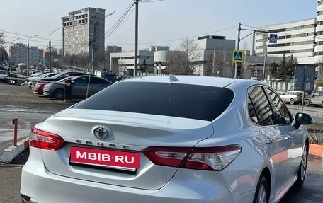 Toyota Camry, 2018 год, 2 250 000 рублей, 5 фотография