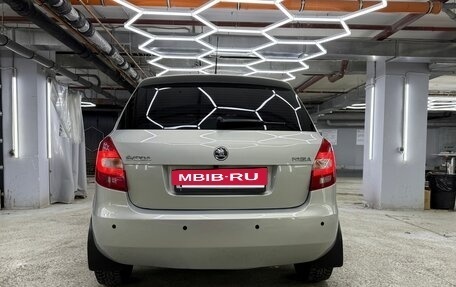 Skoda Fabia II, 2013 год, 800 000 рублей, 7 фотография