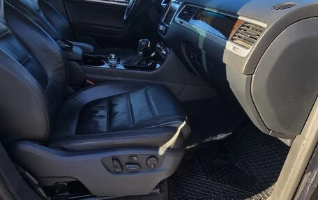 Volkswagen Touareg III, 2013 год, 2 950 000 рублей, 15 фотография