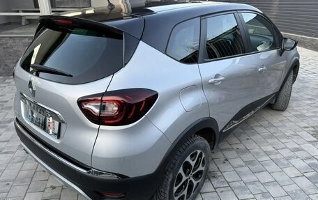 Renault Kaptur I рестайлинг, 2017 год, 1 600 000 рублей, 5 фотография