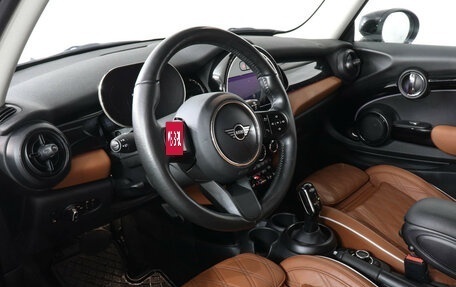 MINI Hatch, 2021 год, 2 499 000 рублей, 9 фотография