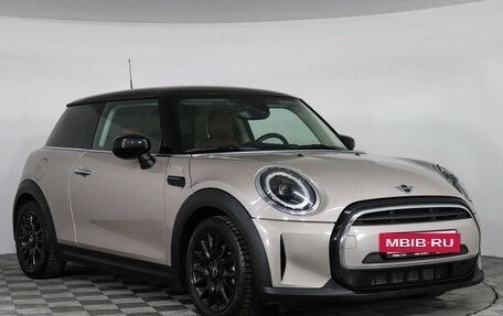 MINI Hatch, 2021 год, 2 499 000 рублей, 3 фотография