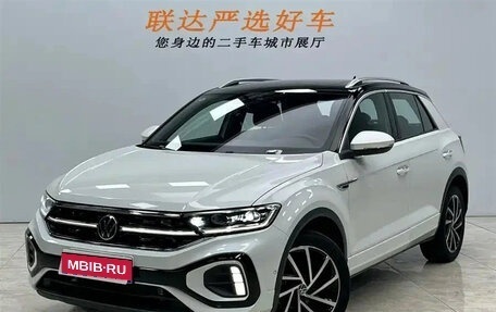 Volkswagen T-Roc I, 2023 год, 1 600 888 рублей, 1 фотография