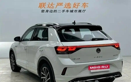 Volkswagen T-Roc I, 2023 год, 1 600 888 рублей, 4 фотография