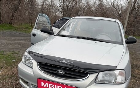 Hyundai Accent II, 2008 год, 650 000 рублей, 1 фотография
