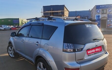 Mitsubishi Outlander III рестайлинг 3, 2008 год, 950 000 рублей, 3 фотография