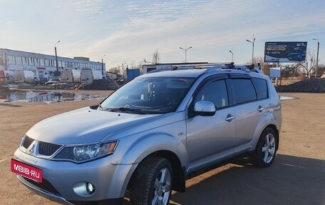 Mitsubishi Outlander III рестайлинг 3, 2008 год, 950 000 рублей, 2 фотография