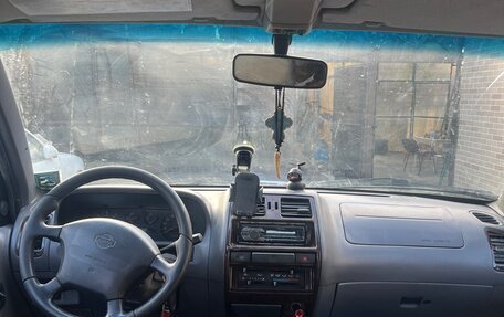 Nissan Terrano II рестайлинг, 1997 год, 500 000 рублей, 9 фотография