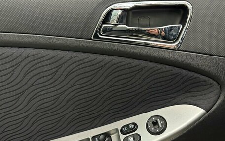 Hyundai Solaris II рестайлинг, 2011 год, 645 000 рублей, 9 фотография