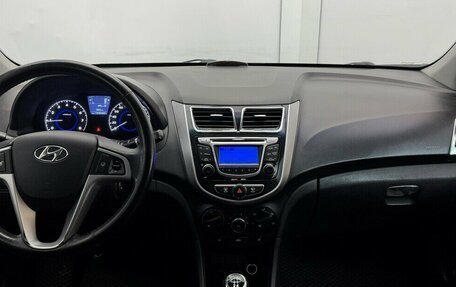 Hyundai Solaris II рестайлинг, 2011 год, 645 000 рублей, 5 фотография