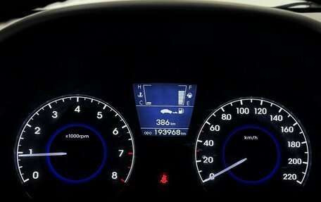 Hyundai Solaris II рестайлинг, 2011 год, 645 000 рублей, 6 фотография