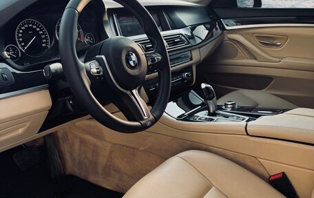 BMW 5 серия, 2014 год, 1 800 000 рублей, 15 фотография