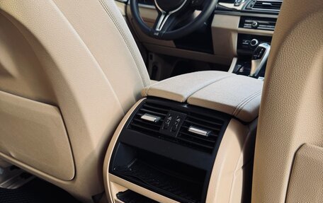 BMW 5 серия, 2014 год, 1 800 000 рублей, 11 фотография