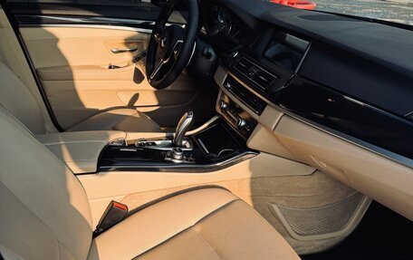 BMW 5 серия, 2014 год, 1 800 000 рублей, 17 фотография