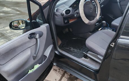 Mercedes-Benz A-Класс, 2000 год, 250 000 рублей, 2 фотография