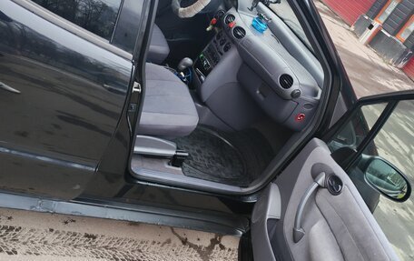 Mercedes-Benz A-Класс, 2000 год, 250 000 рублей, 3 фотография