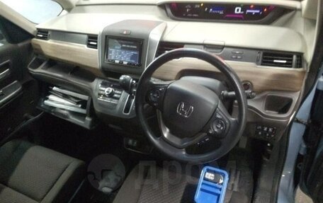 Honda Freed II, 2021 год, 1 280 000 рублей, 5 фотография