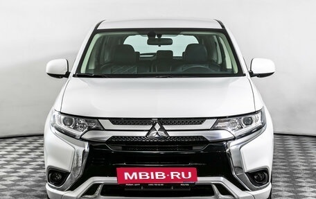 Mitsubishi Outlander III рестайлинг 3, 2022 год, 2 760 000 рублей, 2 фотография