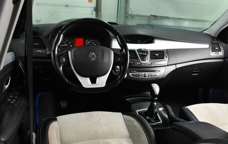 Renault Laguna III рестайлинг, 2008 год, 547 000 рублей, 6 фотография