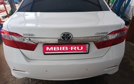 Toyota Camry, 2013 год, 1 300 000 рублей, 5 фотография