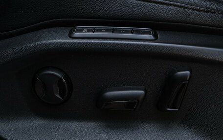 Volkswagen Tiguan II, 2019 год, 2 850 000 рублей, 16 фотография