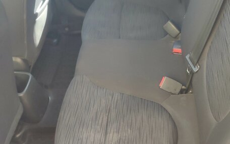 Hyundai Solaris II рестайлинг, 2015 год, 850 000 рублей, 10 фотография