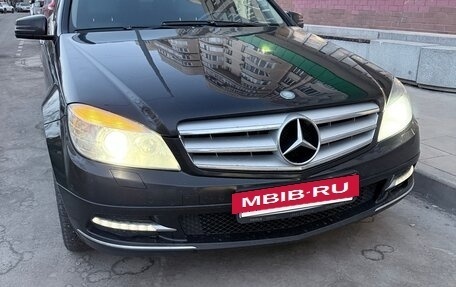 Mercedes-Benz C-Класс, 2010 год, 1 250 000 рублей, 3 фотография