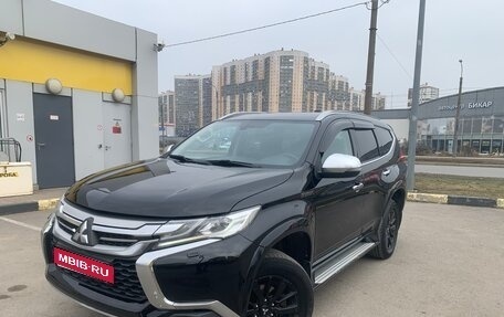 Mitsubishi Pajero Sport III рестайлинг, 2019 год, 2 770 000 рублей, 1 фотография