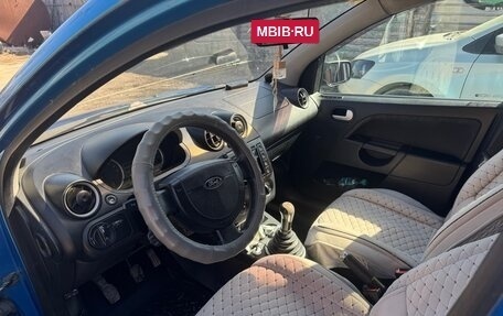 Ford Fiesta, 2005 год, 650 000 рублей, 7 фотография
