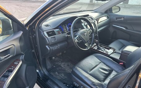 Toyota Camry, 2017 год, 2 350 000 рублей, 6 фотография