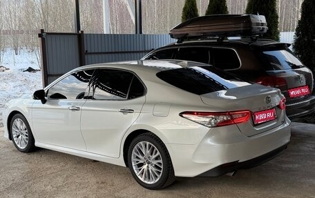 Toyota Camry, 2018 год, 2 950 000 рублей, 1 фотография